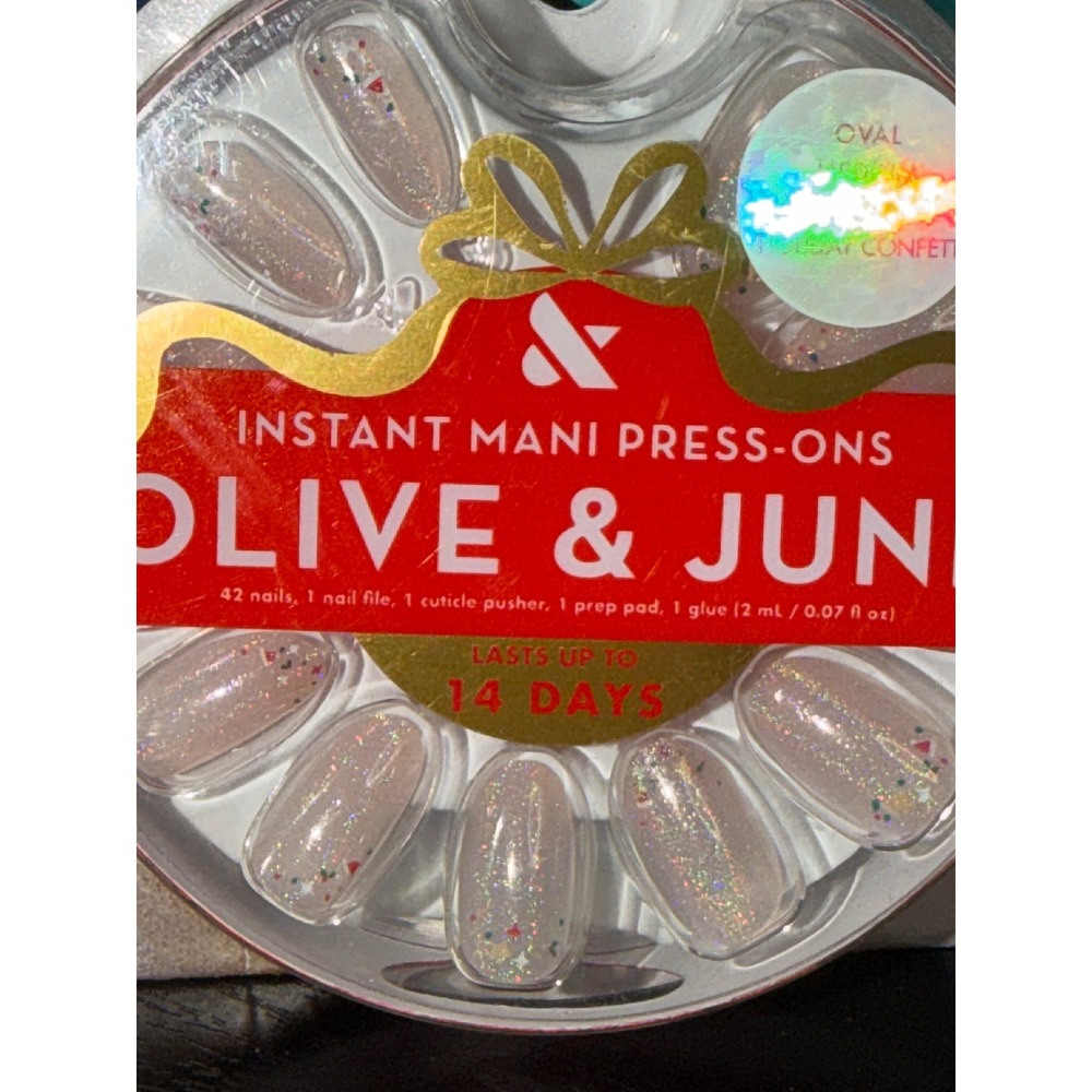 Olive & June Holiday Confetti Press-On Nails Medium Oval 42ct Instant Mani NEW